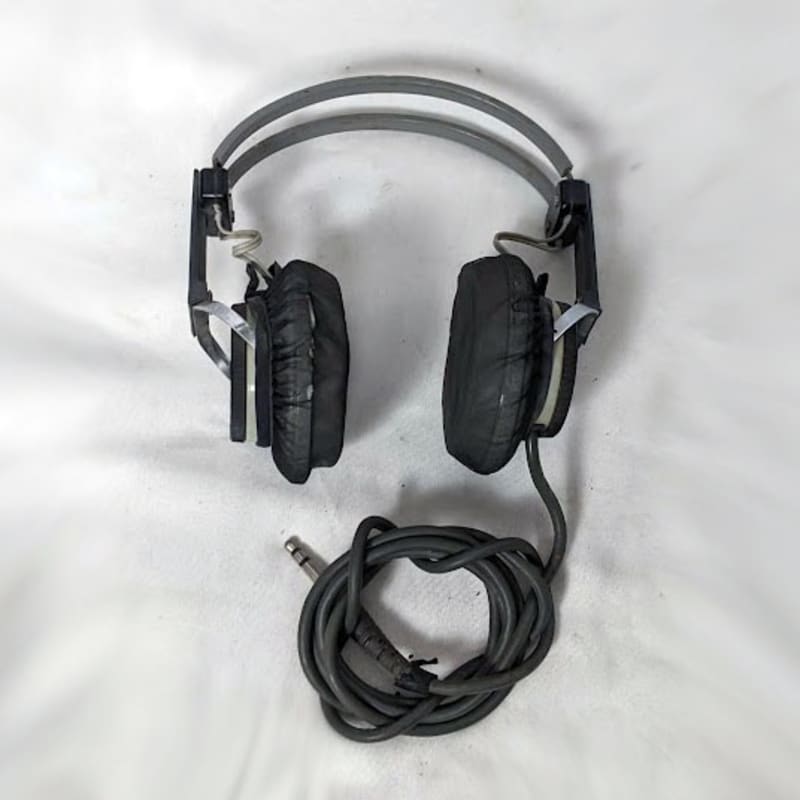 1970s Akai ASE-9 Black - used       headphones