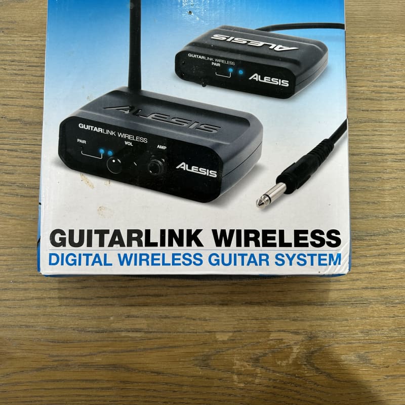 2010s Alesis GuitarLink Wireless Portable Guitar Wireless Syst... - used    Wireless