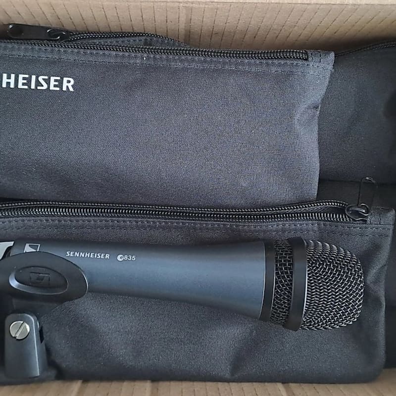 1998 - Present Sennheiser e835 Handheld Cardioid Dynamic Vocal... - used Microphone  Dynamic Cardioid Handheld  Vocal