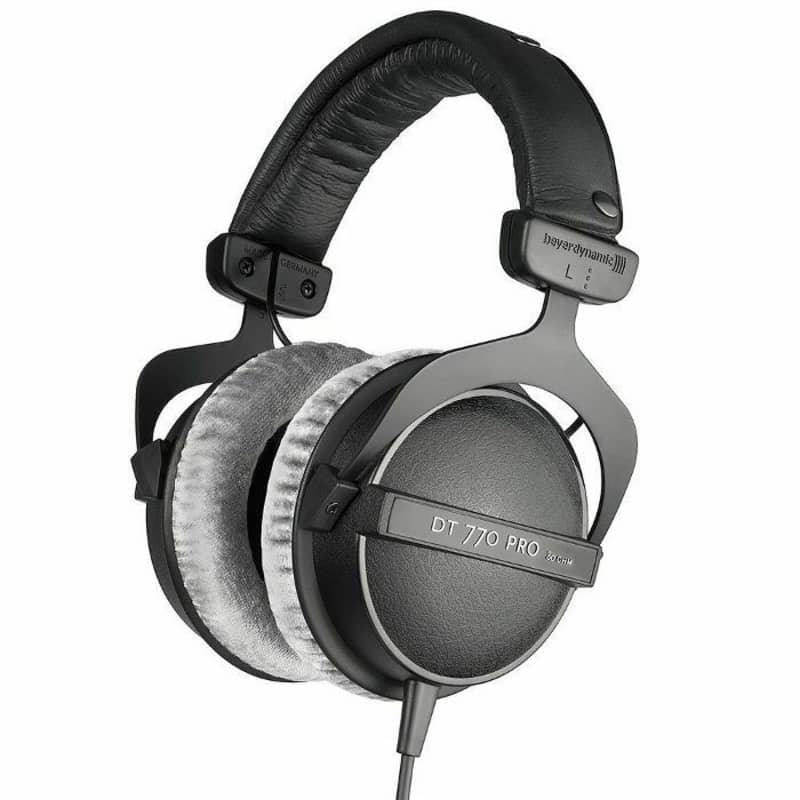 Beyerdynamic DT770 Pro Closed Dynamic Headphones (80 Ohm) (B-S... - used Microphone  Dynamic    headphones