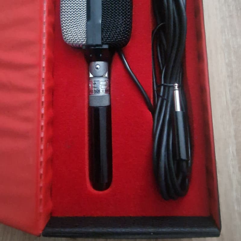 1950s – 1960s AKG D12 Cardioid Dynamic Microphone Silver / Black – used Microphone  Dynamic Cardioid