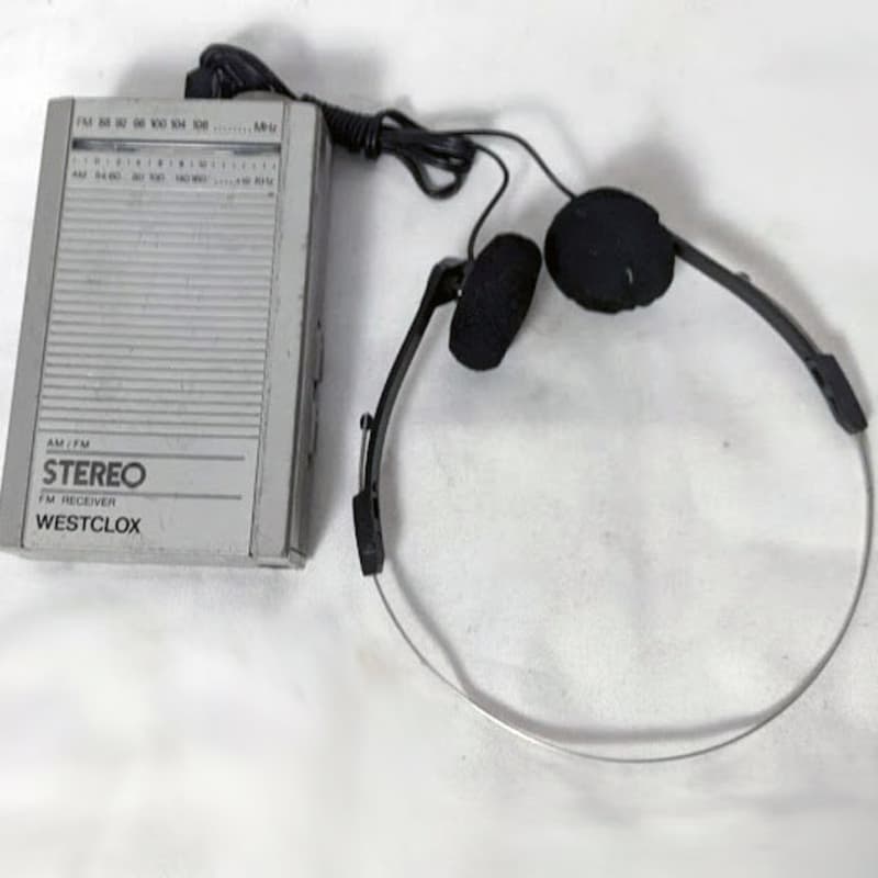 Westclox 80161 Silver - used       headphones