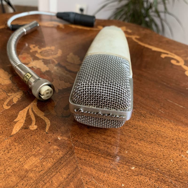 1960s Sennheiser MD 421 Vintage Cardioid Dynamic Microphone White - used Microphone  Dynamic    Vintage