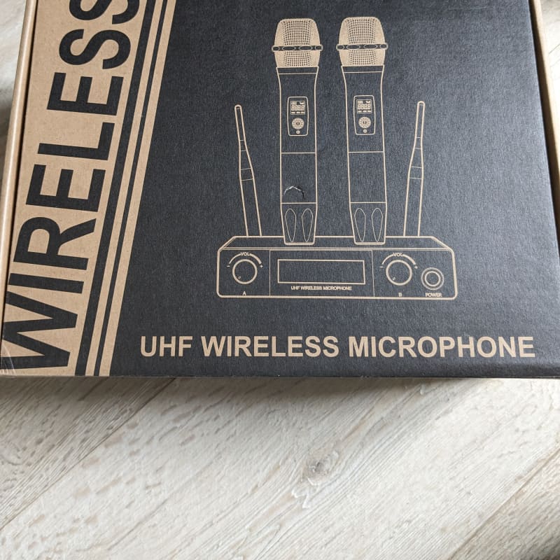 Jamelo JAMELO Wireless Microphone, UHF Metal Handheld Micropho... - used Microphone   Wireless Handheld  Vocal