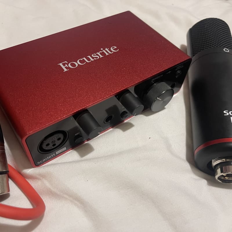 2019 - Present Focusrite Scarlett Solo studio 3rd Gen USB Audi... - used    Stage