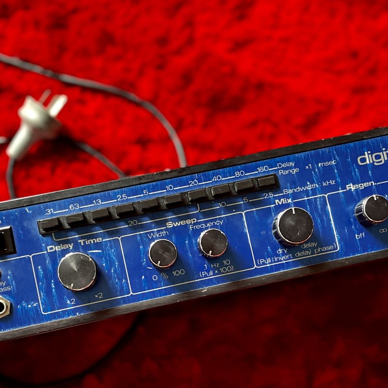 1976 MXR 113 Digital Delay Blue – used    Stage