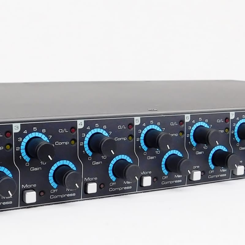 Focusrite OctoP Focusrite OctoPre MkII Dynamic 8-Channel Focus... - used Microphone  Dynamic