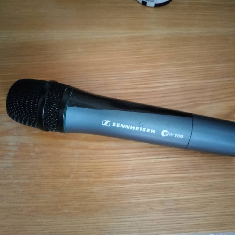 8 years old Senheiser Ew100 Good quality – used Microphone   Wireless