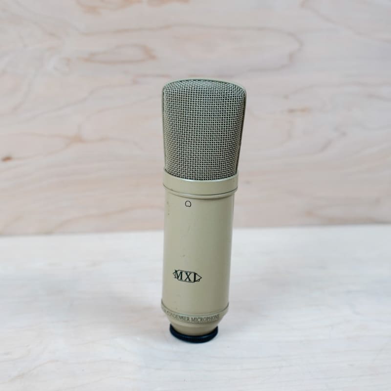 MXL V57M Cardioid Condenser Microphone " Silver - used Microphone   Cardioid