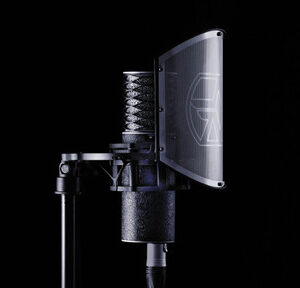 Aston Black Spirit Condenser Microphone Bundle with Swiftshield Pop Filter - Image 2