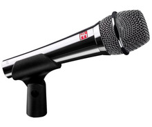 SE Electronics V7 Chrome Dynamic Vocal Microphone Bundle with Mic Stand and XLR Cable - Image 2