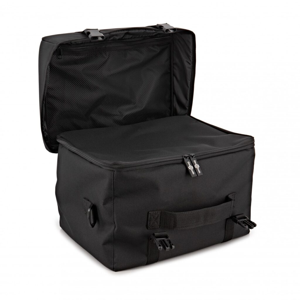 6 Microphone Bag with Accessory Pockets by Gear4music