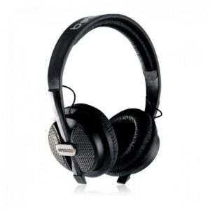 Behringer U-PHORIA STUDIO Recording Bundle - Image 4